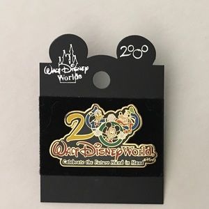 2000 WDW Logo Vintage Collectible Pin